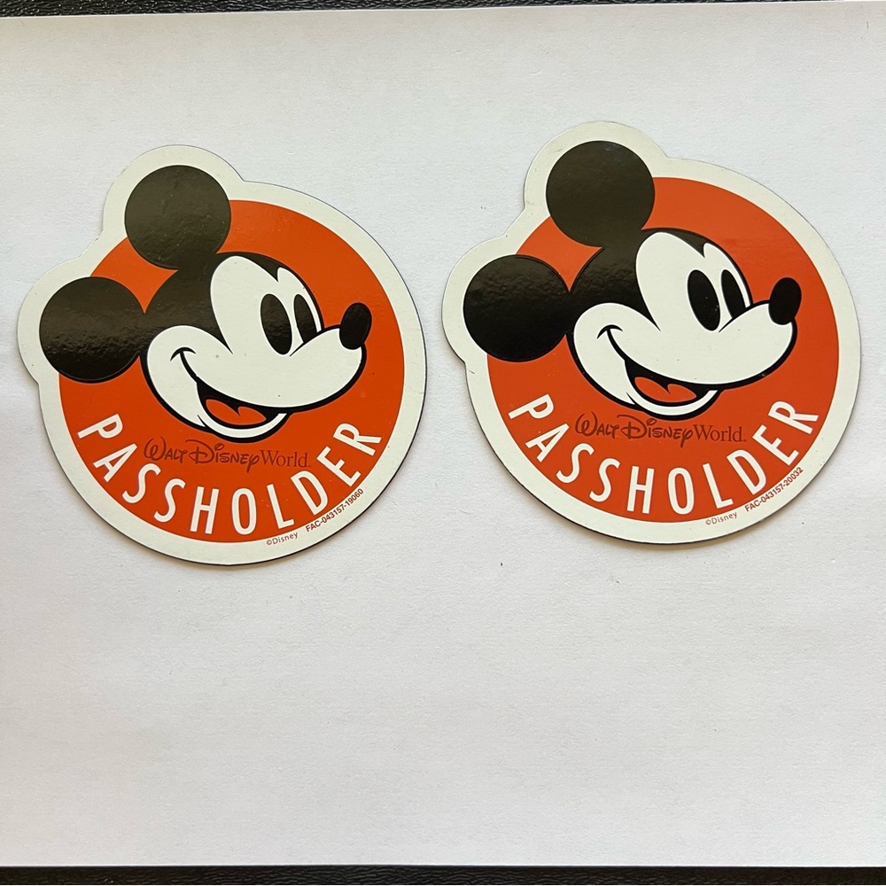 Walt Disney World Passholder Car Magnets 2 Classic Mickey Mouse Authentic WDW AP